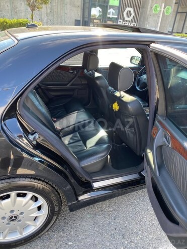 Mercedes E 320 2000, 403,935 km - 3.2 l - Bakı