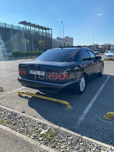 Mercedes E 320 2000, 403,935 km - 3.2 l - Bakı
