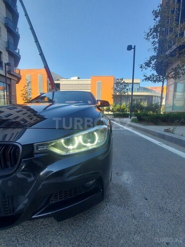 BMW 320-10