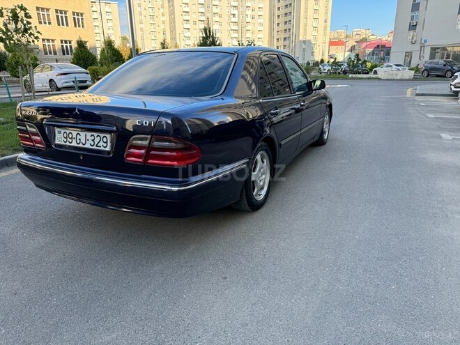 Mercedes E 270 2000, 270,000 km - 2.7 l - Bakı