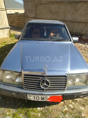 Mercedes E 230 1991, 250,000 km - 2.3 l - Bakı