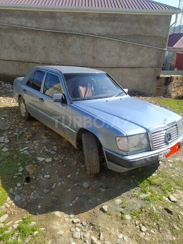 Mercedes E 230 1991, 250,000 km - 2.3 l - Bakı