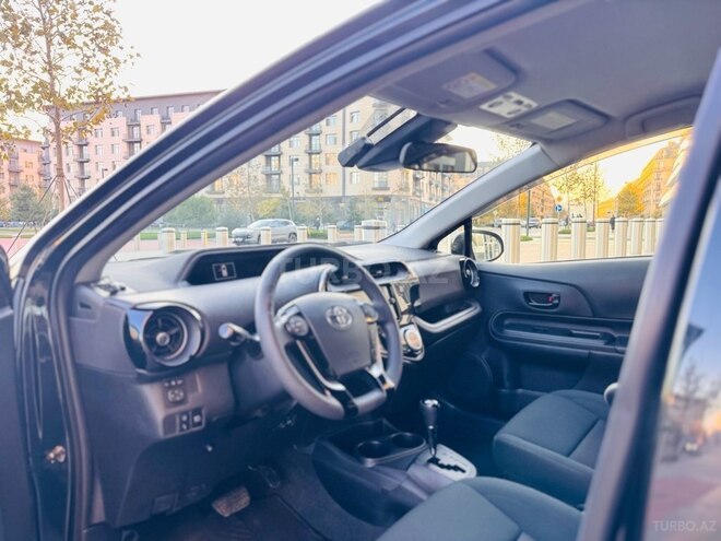 Toyota Aqua 2018, 66,000 km - 1.5 l - Bakı