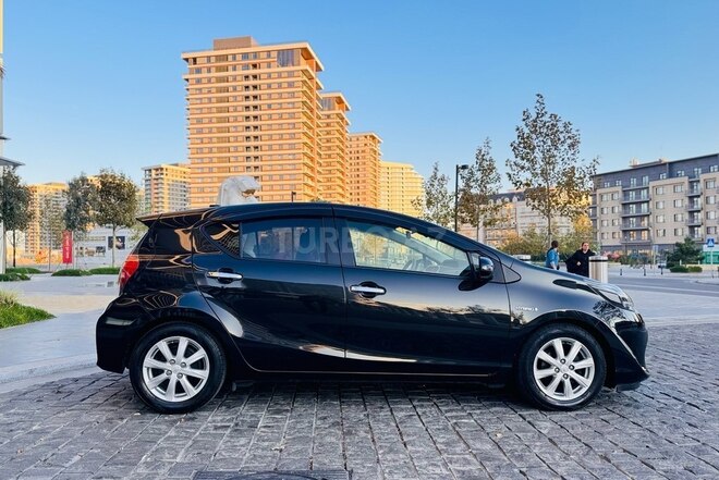 Toyota Aqua 2018, 66,000 km - 1.5 l - Bakı