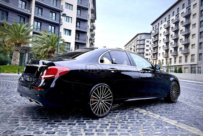 Mercedes E 300 2017, 105,000 km - 2.0 l - Bakı