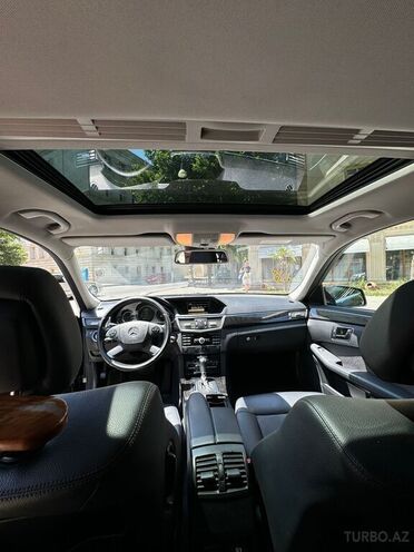 Mercedes E 200 2011, 268,000 km - 1.8 l - Bakı