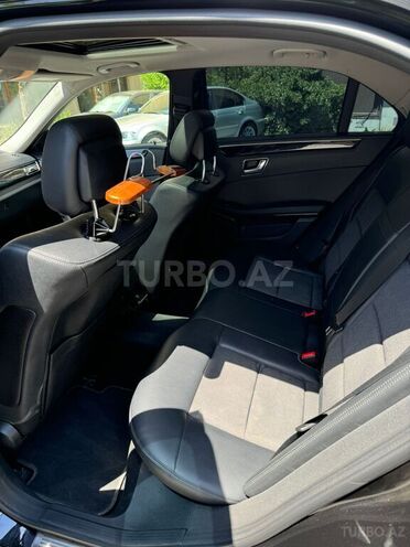 Mercedes E 200 2011, 268,000 km - 1.8 l - Bakı