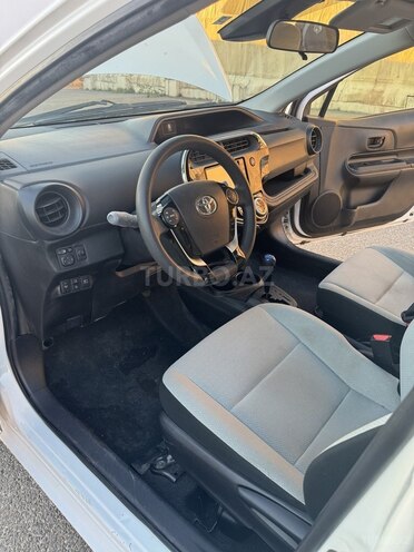Toyota Aqua 2019, 187,000 km - 1.5 l - Bakı