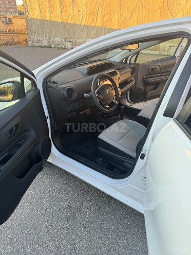 Toyota Aqua 2019, 187,000 km - 1.5 l - Bakı