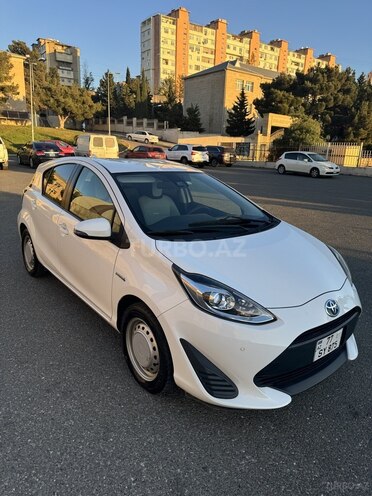 Toyota Aqua 2019, 187,000 km - 1.5 l - Bakı
