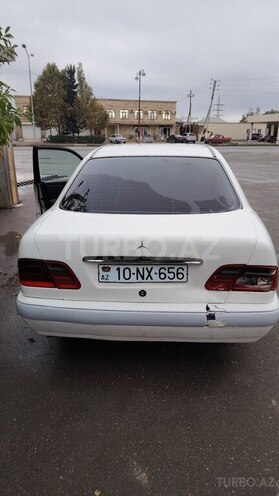 Mercedes E 290 1997, 507,000 km - 2.9 l - Yevlax