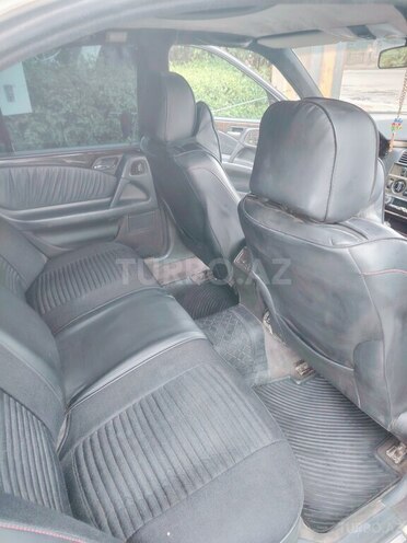 Mercedes E 290 1997, 507,000 km - 2.9 l - Yevlax