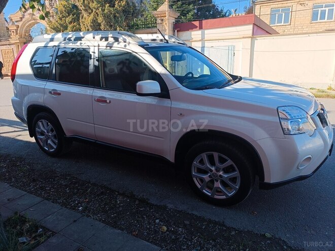 Nissan X-Trail 2014, 136,700 km - 2.5 l - Qusar