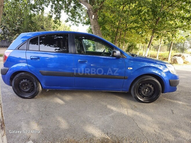 Kia Rio 2005, 250,000 km - 1.5 l - Quba
