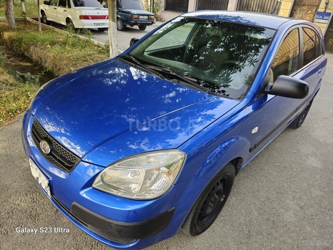Kia Rio 2005, 250,000 km - 1.5 l - Quba