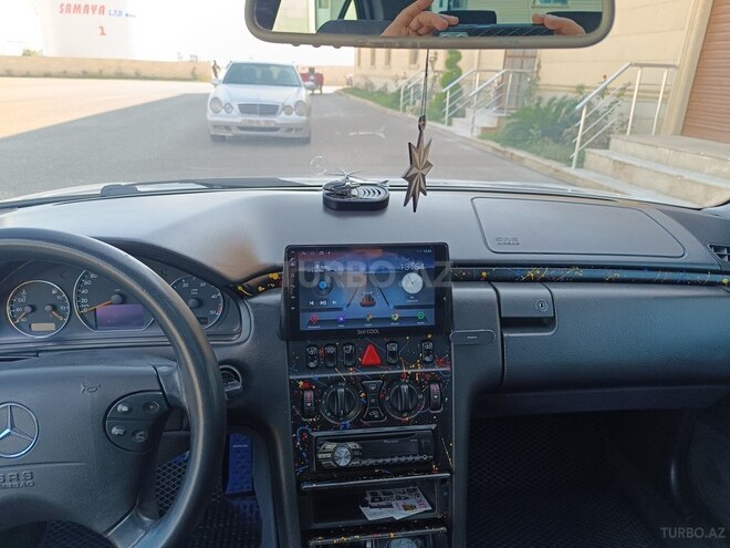 Mercedes E 220 d 1999, 415,560 km - 2.2 l - Bakı