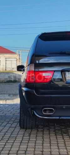 BMW X5 2003, 365,000 km - 4.4 l - Quba