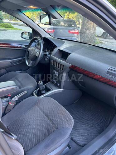 Opel Astra 2004, 166,000 km - 1.4 l - Qəbələ