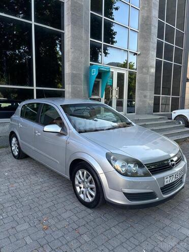 Opel Astra 2004, 166,000 km - 1.4 l - Qəbələ