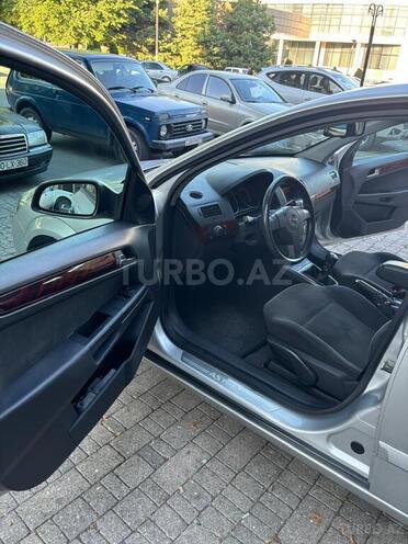 Opel Astra 2004, 166,000 km - 1.4 l - Qəbələ