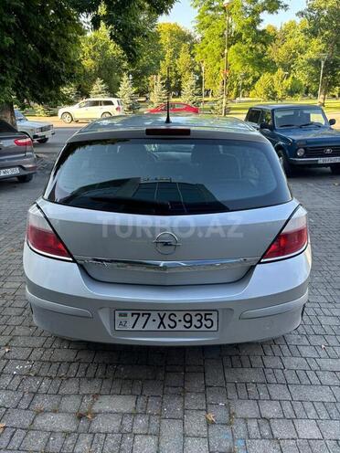 Opel Astra 2004, 166,000 km - 1.4 l - Qəbələ