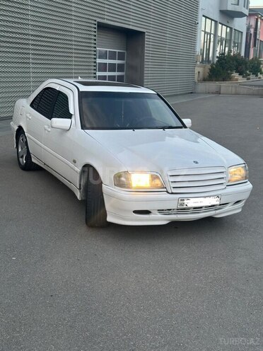 Mercedes C 220 d 2000, 385,693 km - 2.2 l - Bakı