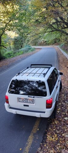 Jeep Grand Cherokee 1996, 271,000 km - 5.2 l - Qax