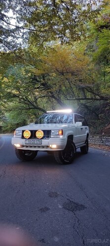 Jeep Grand Cherokee 1996, 271,000 km - 5.2 l - Qax