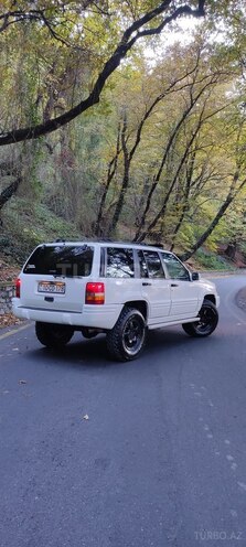 Jeep Grand Cherokee 1996, 271,000 km - 5.2 l - Qax