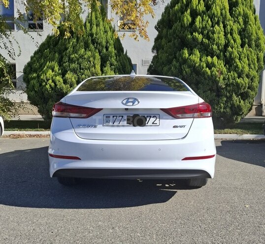Hyundai Avante 2015, 178,388 km - 1.6 l - Sumqayıt