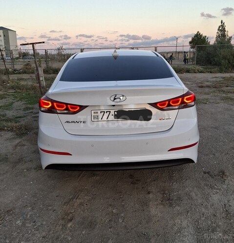 Hyundai Avante 2015, 178,388 km - 1.6 l - Sumqayıt