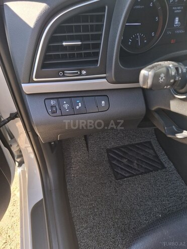 Hyundai Avante 2015, 178,388 km - 1.6 l - Sumqayıt