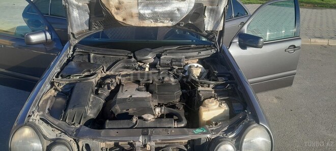 Mercedes E 230 1995, 427,983 km - 2.3 l - Şirvan