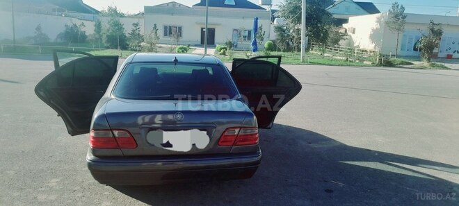 Mercedes E 230 1995, 427,983 km - 2.3 l - Şirvan