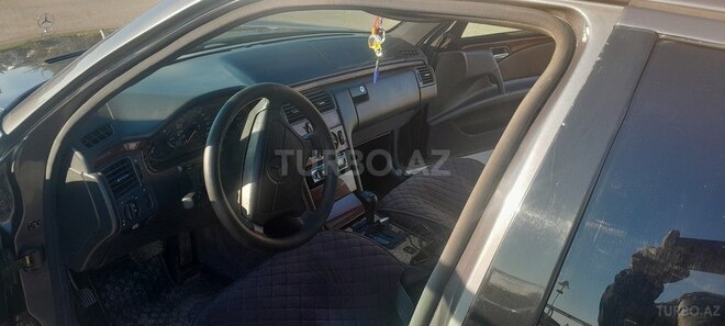 Mercedes E 230 1995, 427,983 km - 2.3 l - Şirvan
