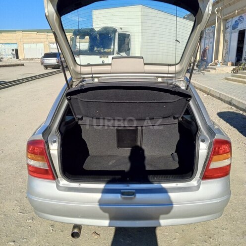 Opel Astra 2001, 300,000 km - 1.6 l - Gəncə