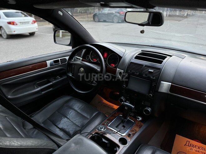 Volkswagen Touareg 2004, 288,741 km - 3.2 l - Sumqayıt
