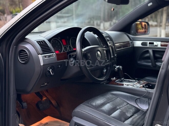 Volkswagen Touareg 2004, 288,741 km - 3.2 l - Sumqayıt