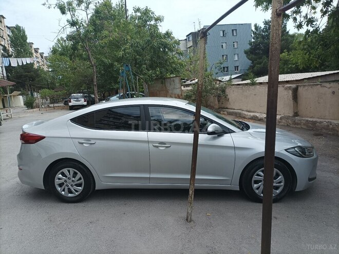 Hyundai Avante 2017, 130,000 km - 1.6 l - Bakı