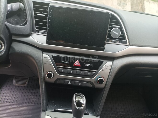 Hyundai Avante 2017, 130,000 km - 1.6 l - Bakı