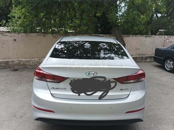 Hyundai Avante 2017, 130,000 km - 1.6 l - Bakı