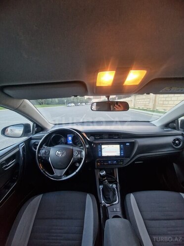 Toyota Auris 2015, 230,000 km - 1.4 l - Bakı