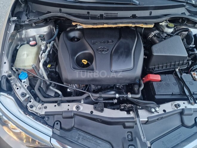Toyota Auris 2015, 230,000 km - 1.4 l - Bakı