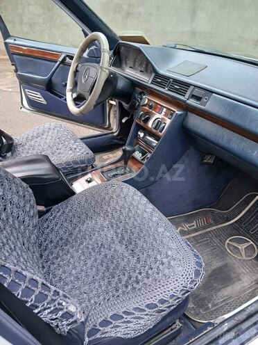 Mercedes E 250 1993, 380,000 km - 2.5 л - Bakı