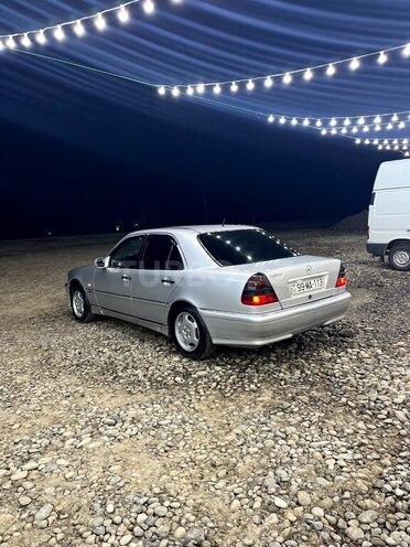 Mercedes C 220 d 1998, 332,336 km - 2.2 l - Salyan