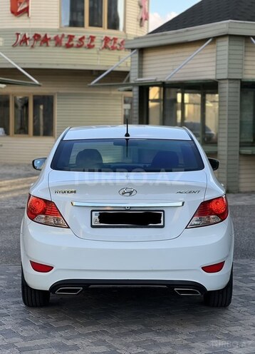 Hyundai Accent 2012, 168,000 km - 1.6 l - Bakı