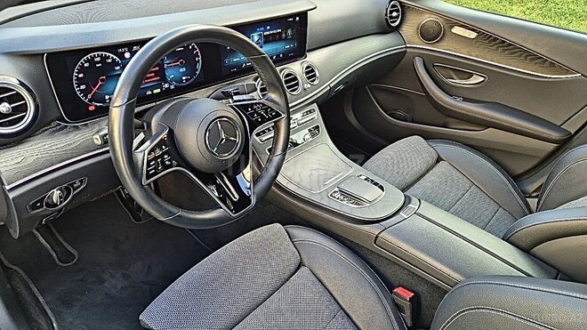 Mercedes E 300 e 2022, 14,000 km - 2.0 л - Bakı