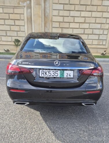 Mercedes E 300 e 2022, 14,000 km - 2.0 л - Bakı