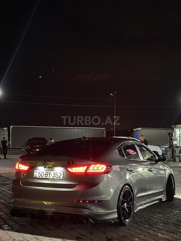 Hyundai Elantra 2017, 85,600 km - 2.0 l - Sumqayıt