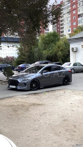 Hyundai Elantra 2017, 85,600 km - 2.0 l - Sumqayıt